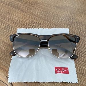 Rayban Clubmaster light brown gradient/brown tortoise